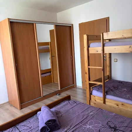 V Soukromi Anicka 雷德尼斯